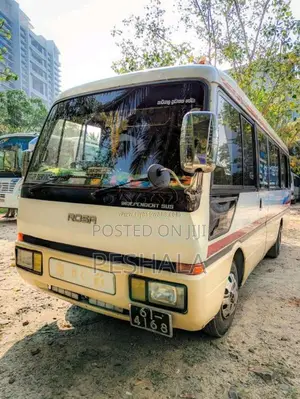 Mitsubishi Rosa 1989 Bus (Used)