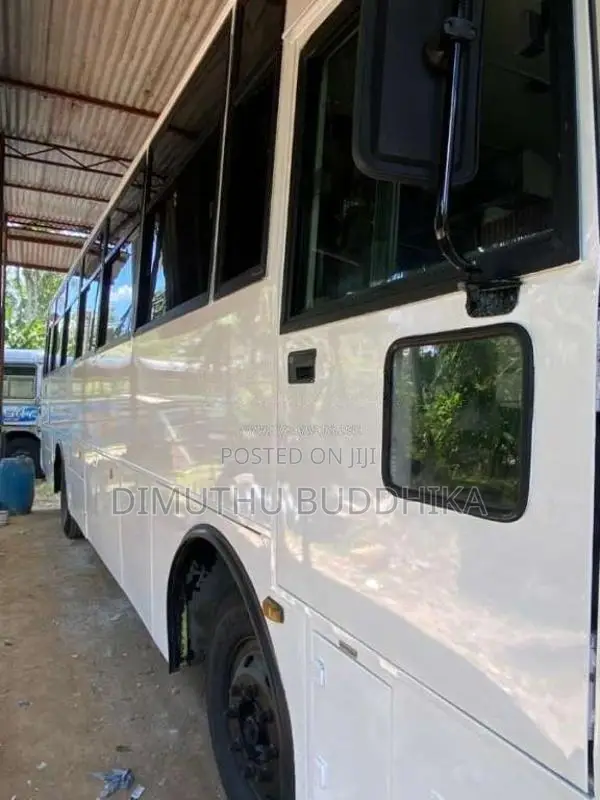 Tata AC 2011 Bus (Used)