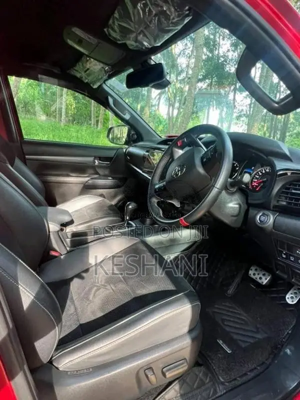 Toyota Hilux Revo 2024 Pickup (Used)