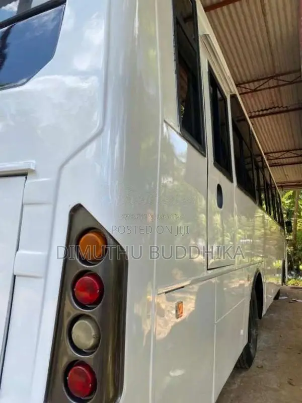 Tata AC 2011 Bus (Used)