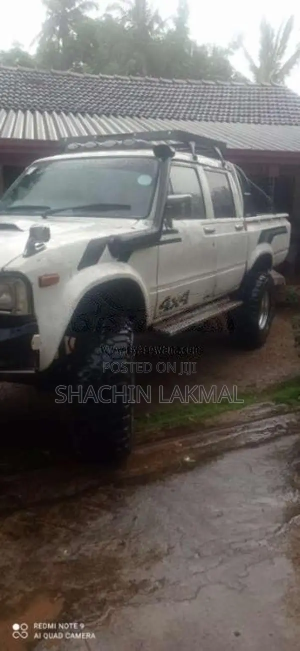 Toyota LN46 1983 Pickup (Used)