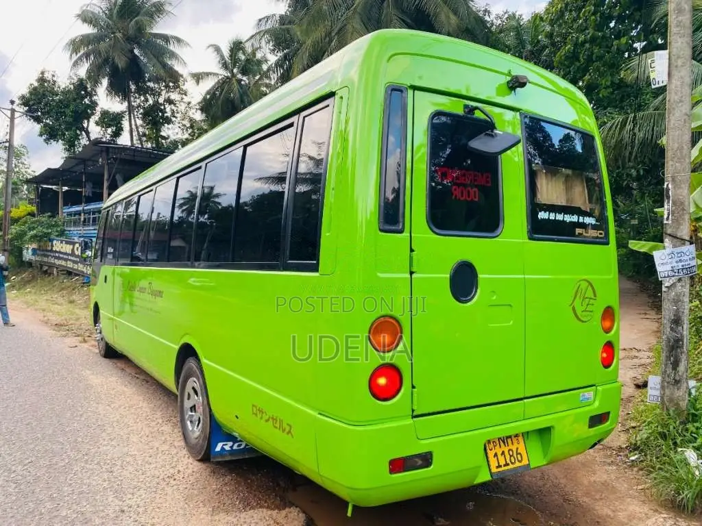 Mitsubishi Fuso 2010 Bus (Used)