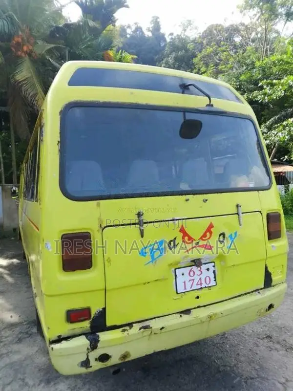 Isuzu Journey 1996 Bus (Used)