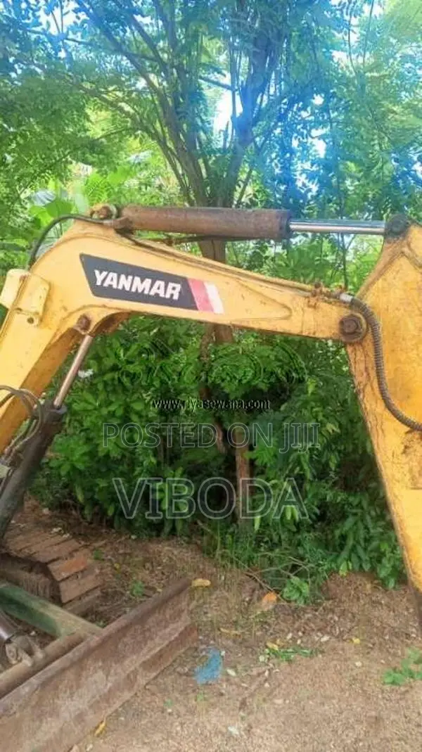 Yanmar B27 2021 Heavy-Duty (Used)
