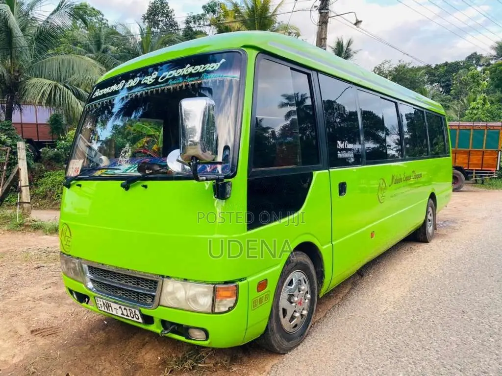 Mitsubishi Fuso 2010 Bus (Used)