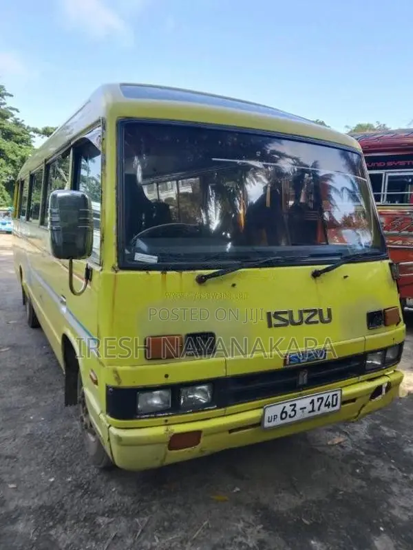 Isuzu Journey 1996 Bus (Used)