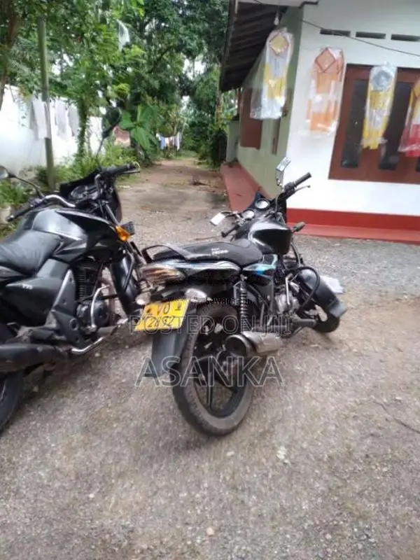 Bajaj Discover 100 2010 Bus (Used)