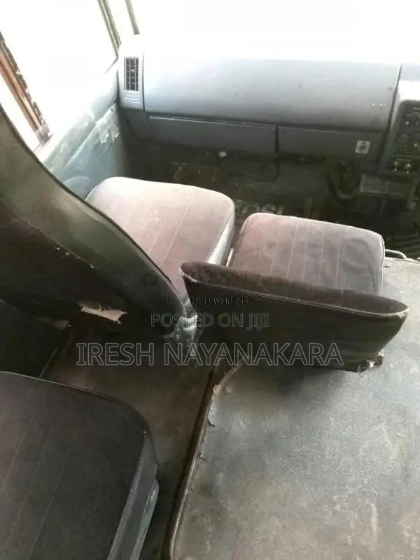Isuzu Journey 1996 Bus (Used)