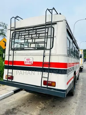 Tata 909 1990 Bus (Used)