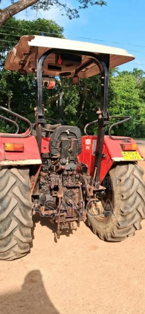John-Deere John-Deere 2019 Tractor (Used)