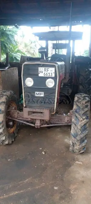 Massey-Ferguson Mf240 2008 Tractor (Used)