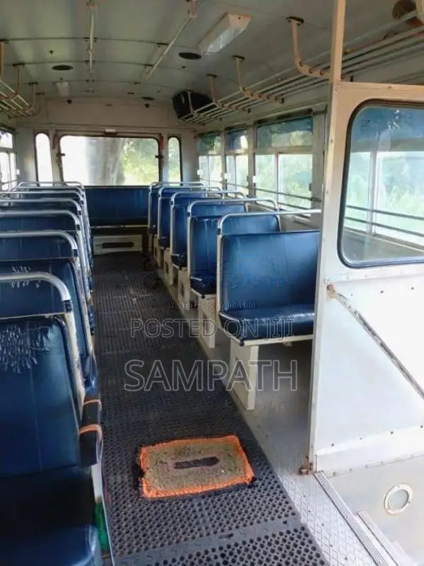 Ashok-Leyland Lynx 2012 Bus (Used)