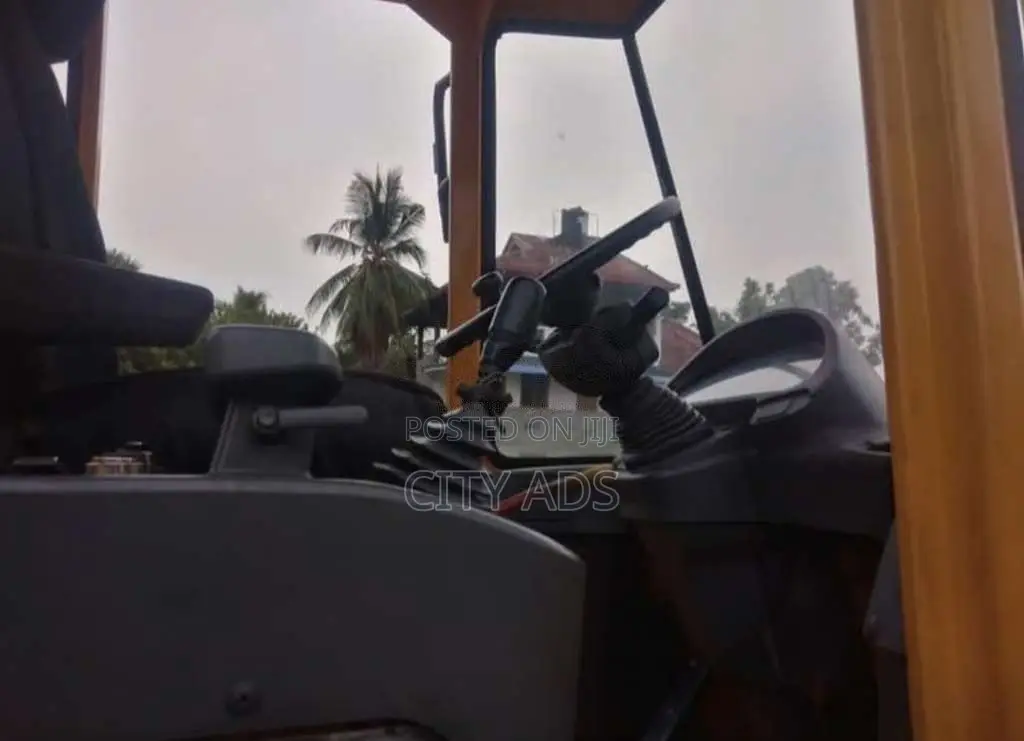 Komatsu WA100-5 2015 Heavy-Duty Unregistered (Recondition)