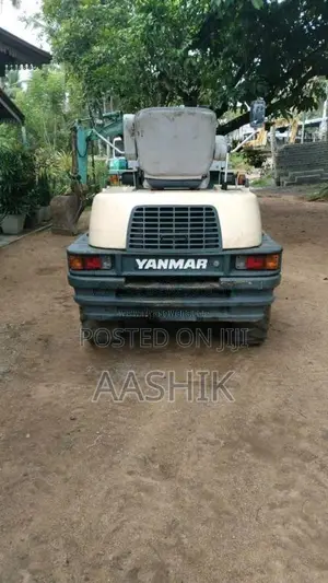 Yanmar Yanmar 2017 Heavy-Duty (Used)