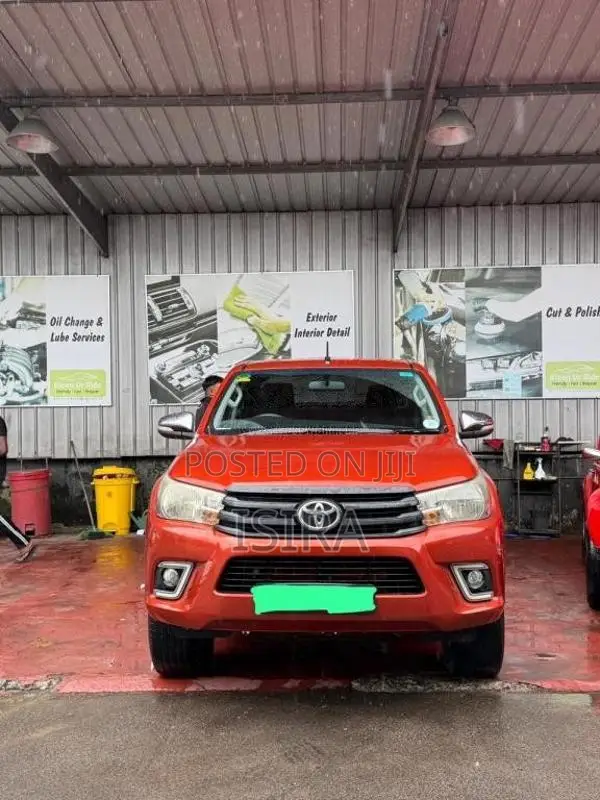 Toyota Hilux 2016 Pickup (Used)