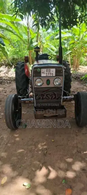 TAFE TAFE 2008 Tractor (Used)