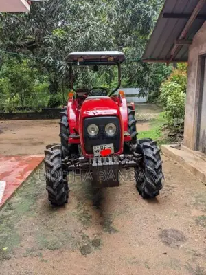 Massey-Ferguson 1552 2018 Tractor (Used)