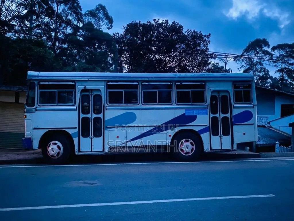 Tata 1512 2011 Bus (Used)