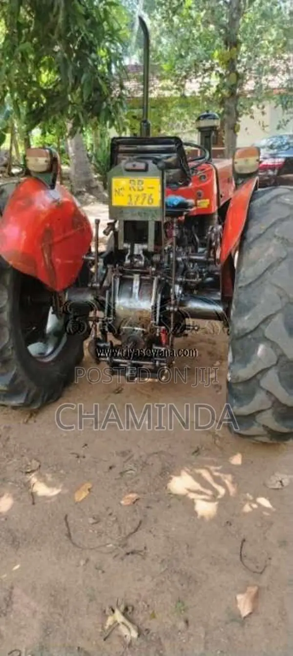 TAFE TAFE 2008 Tractor (Used)