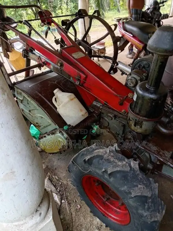 Ford Gn 12 2000 Tractor (Used)