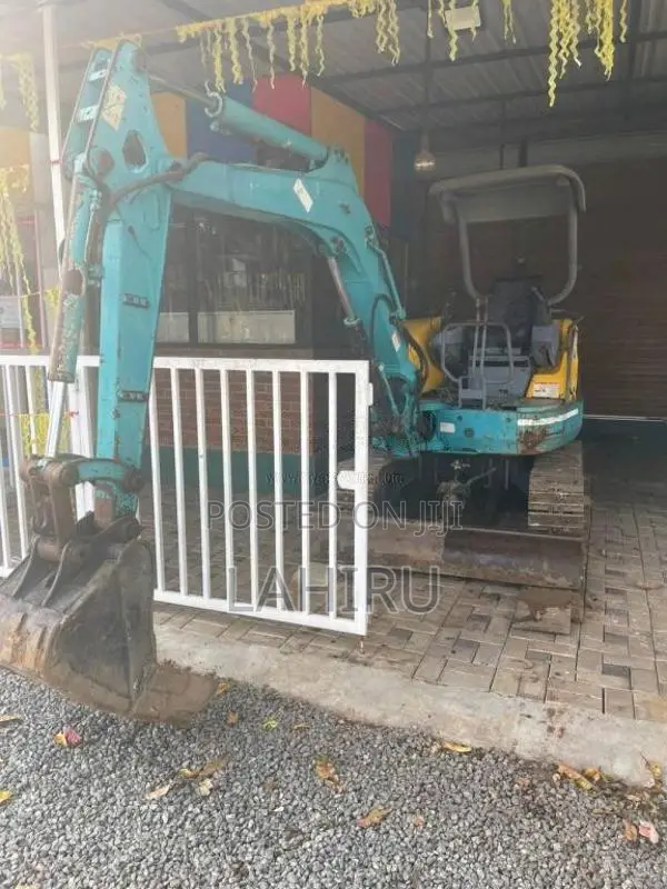 Yanmar 30 Backo 2019 Heavy-Duty (Used)
