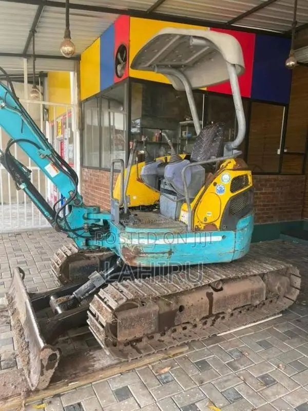 Yanmar 30 Backo 2019 Heavy-Duty (Used)