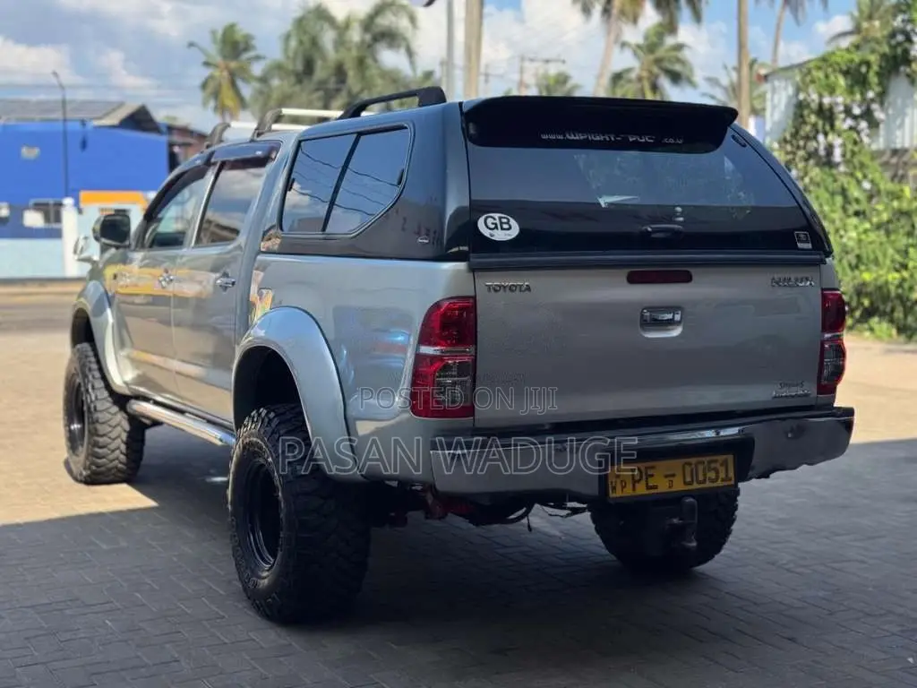 Toyota Hilux 2008 Pickup (Used)