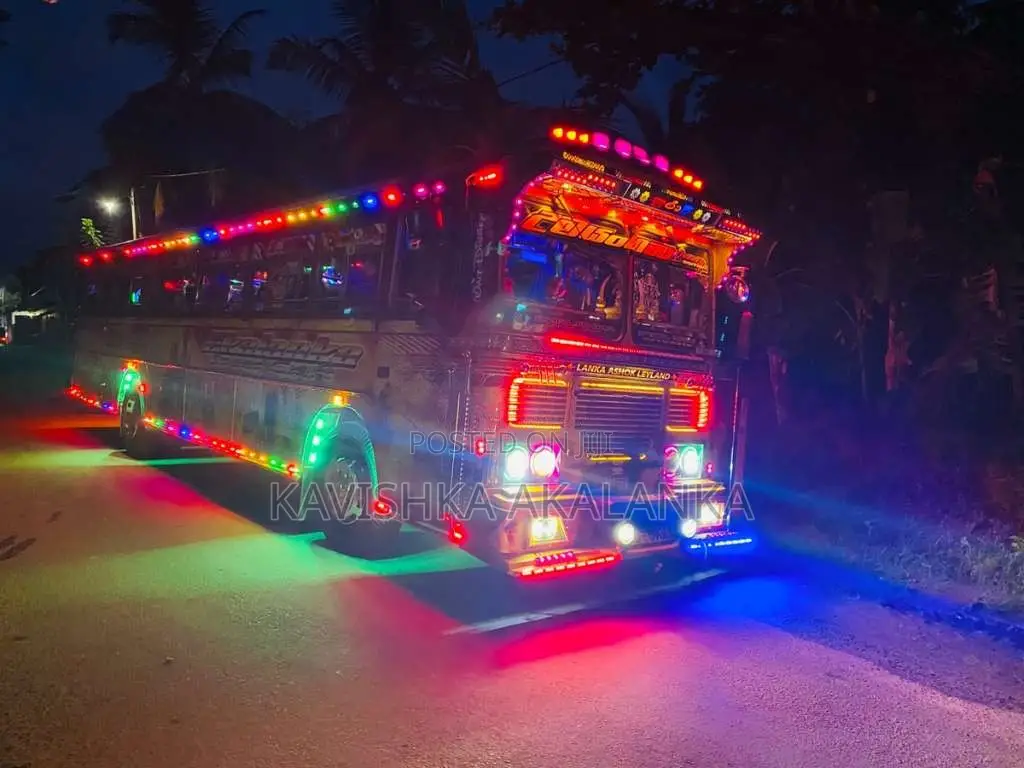 Ashok-Leyland Leyland 2010 Bus (Used)