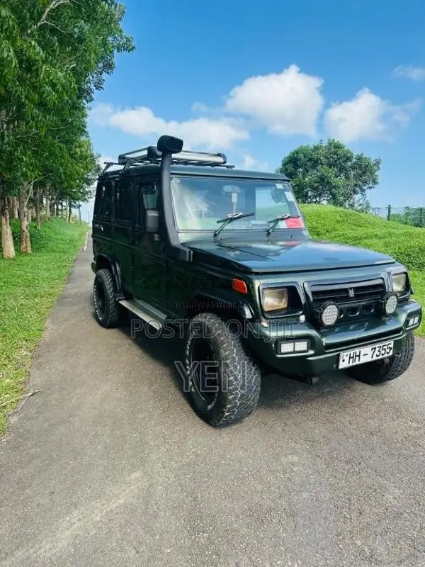 Mahindra Bolero 2000 Pickup (Used)