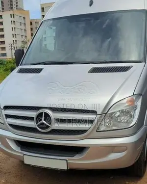 Mercedes-Benz Sprinter 2012 Bus (Used)