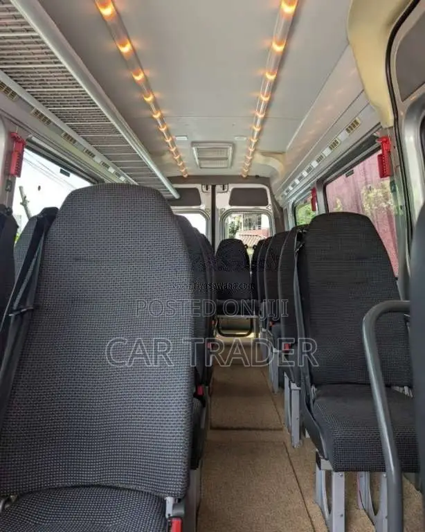 Mercedes-Benz Sprinter 2012 Bus (Used)