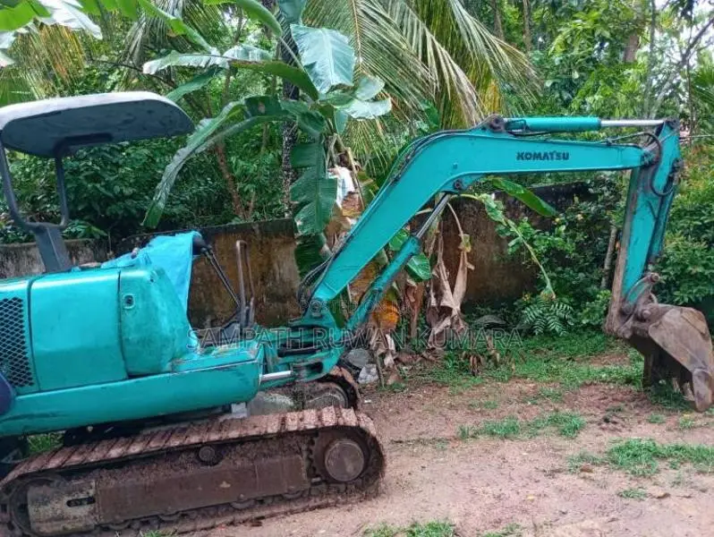 Komatsu 257 2012 Heavy-Duty (Used)