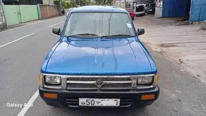 Toyota LN40 1982 Pickup (Used)