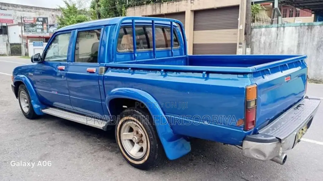 Toyota LN40 1982 Pickup (Used)