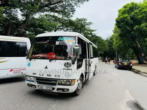Mitsubishi Rosa 2013 Bus (Used)