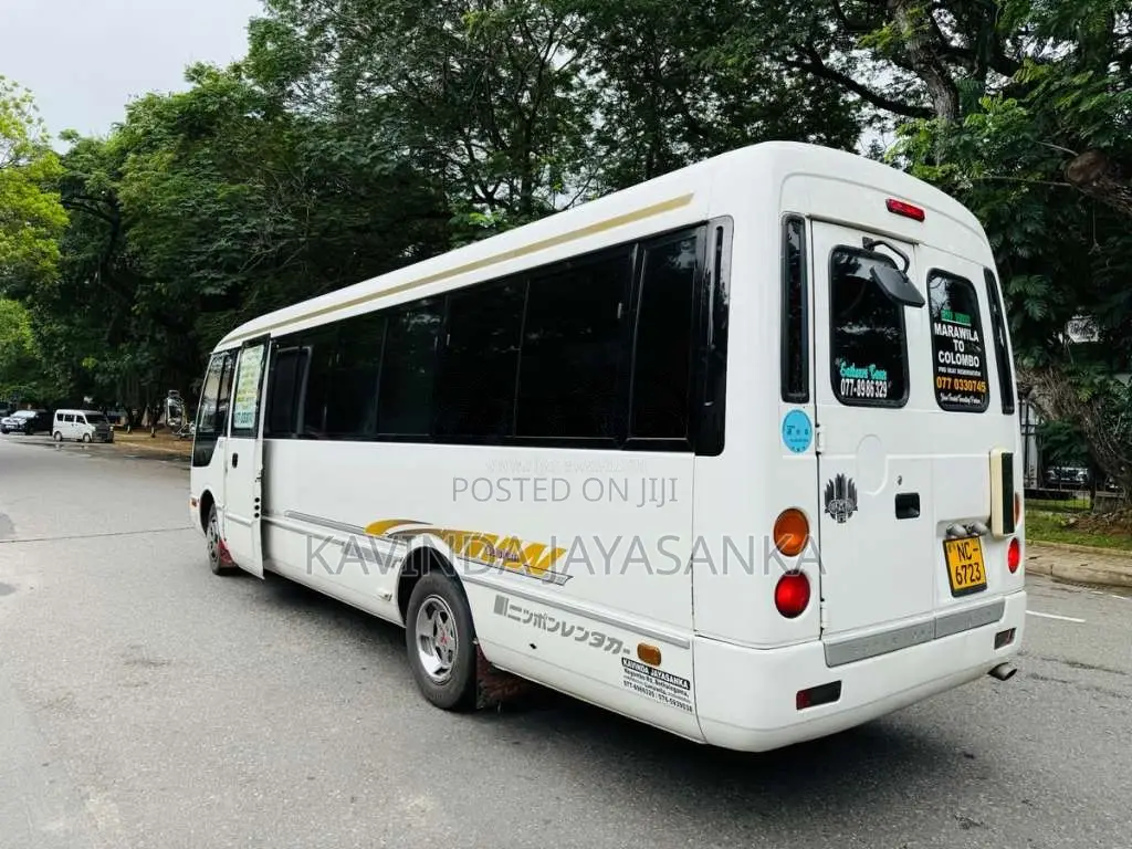 Mitsubishi Rosa 2013 Bus (Used)