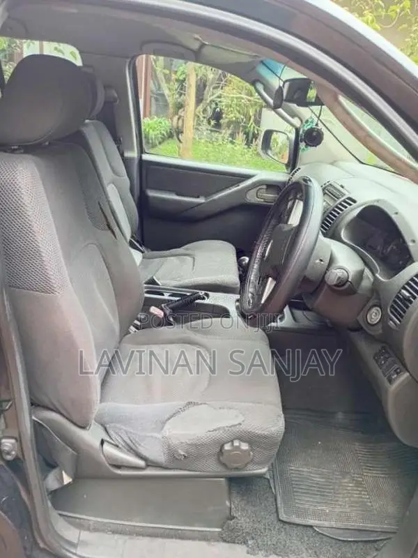 Nissan Navara 2007 Pickup (Used)