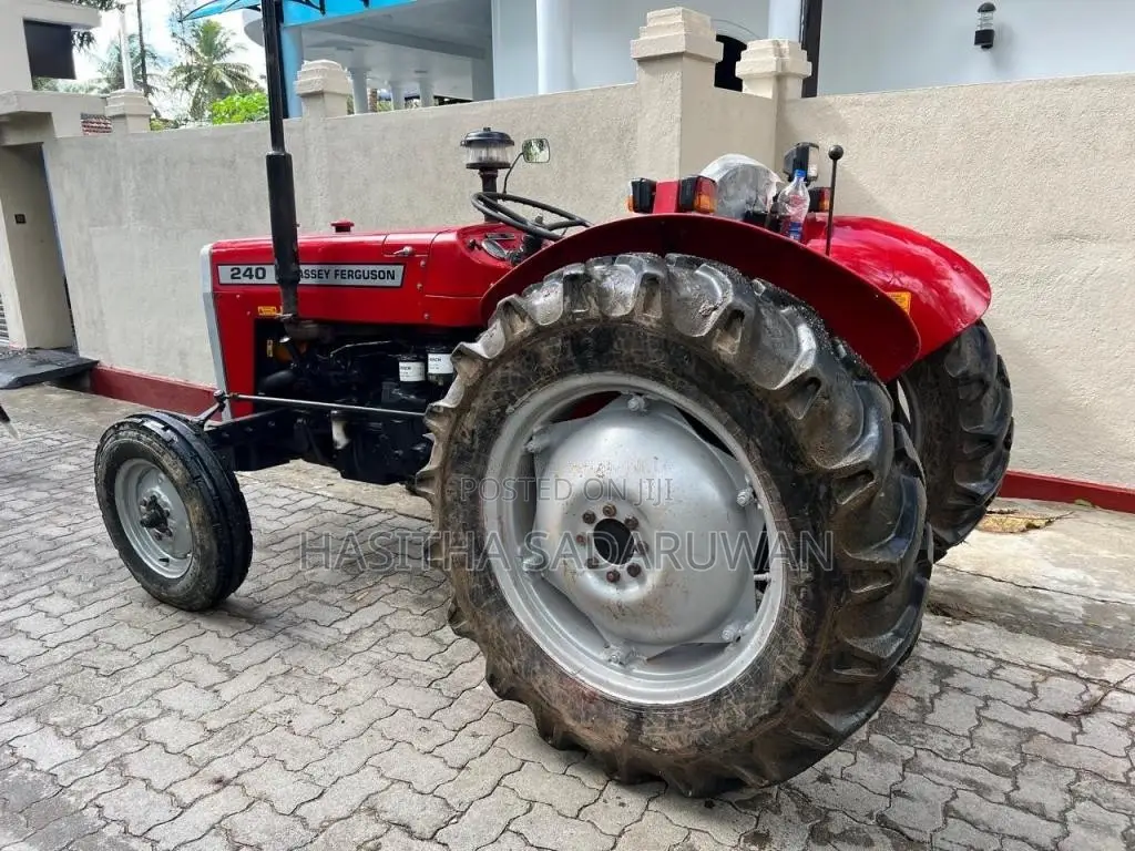 Massey-Ferguson 240 1980 Tractor (Used)