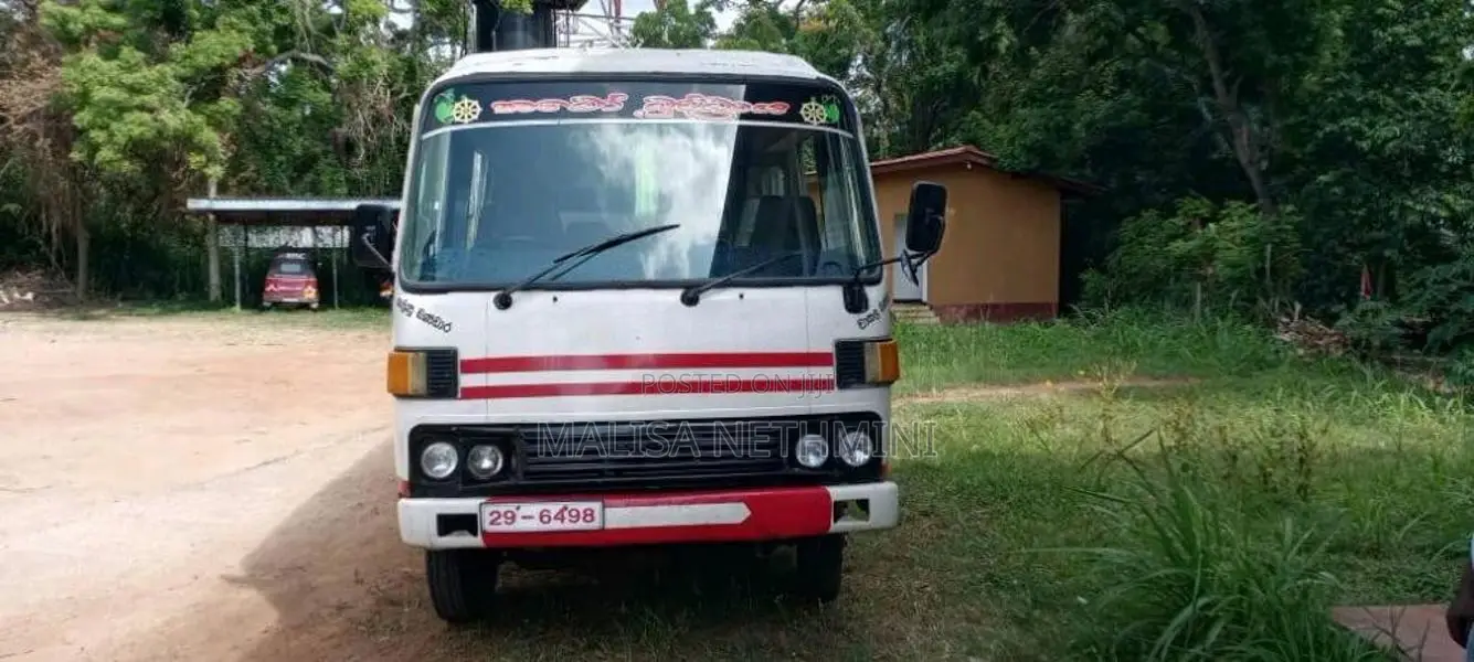 Mitsubishi Rosa 1981 Bus (Used)