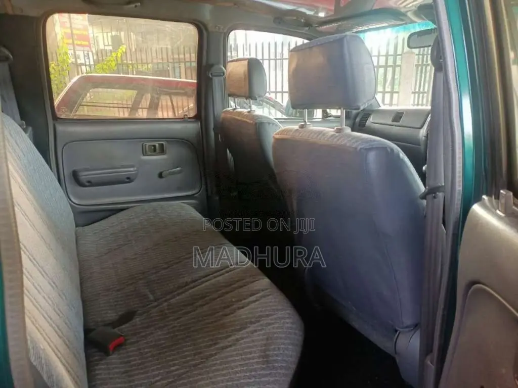 Toyota LN166 1998 Pickup (Used)