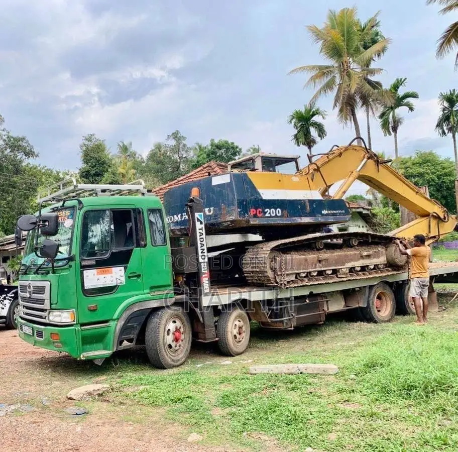 Komatsu PC200 1995 Heavy-Duty (Used)
