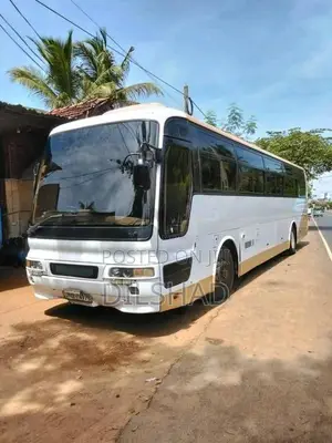Mitsubishi Fuso 2012 Bus (Used)