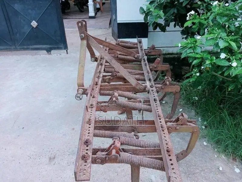 TAFE TAFE 2015 Tractor (Used)
