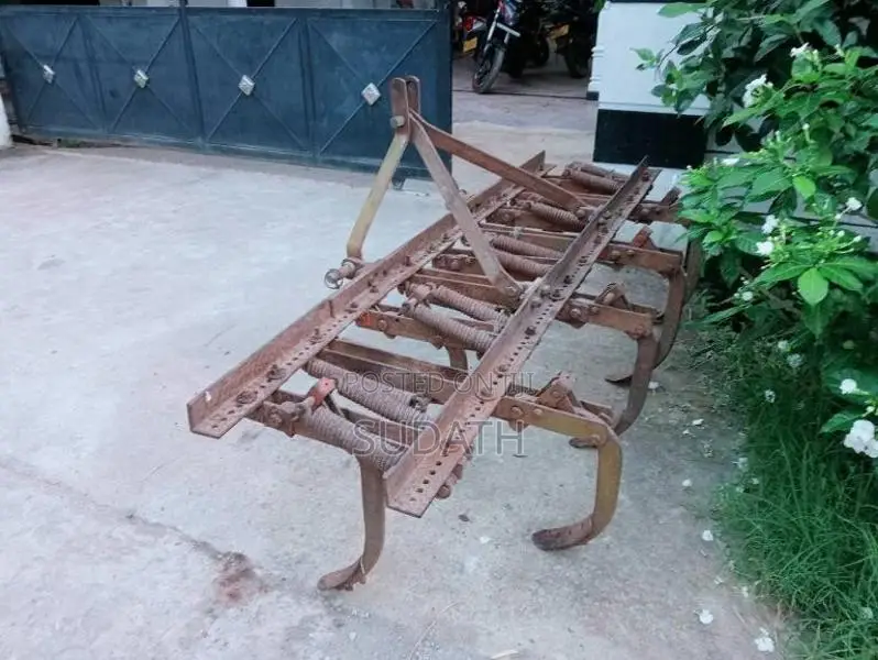 TAFE TAFE 2015 Tractor (Used)