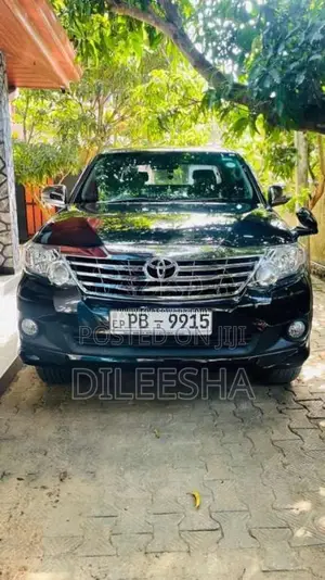 Toyota Hilux 2010 Pickup (Used)