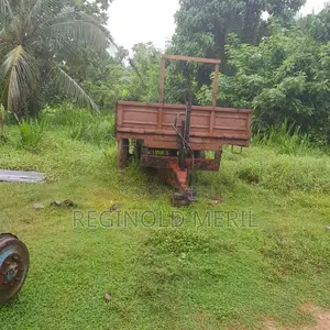 Massey-Ferguson 135 2007 Tractor (Used)