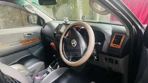 Toyota Hilux 2010 Pickup (Used)