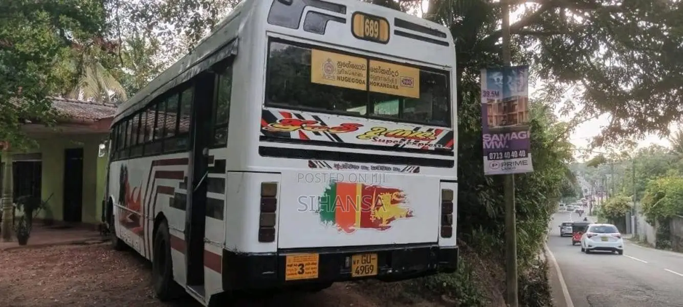 Ashok-Leyland Colombo Rider 2002 Bus (Used)