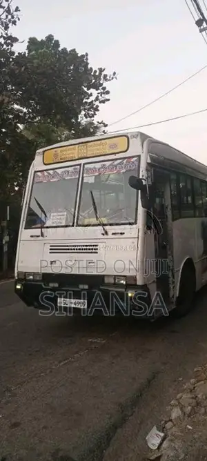 Ashok-Leyland Colombo Rider 2002 Bus (Used)