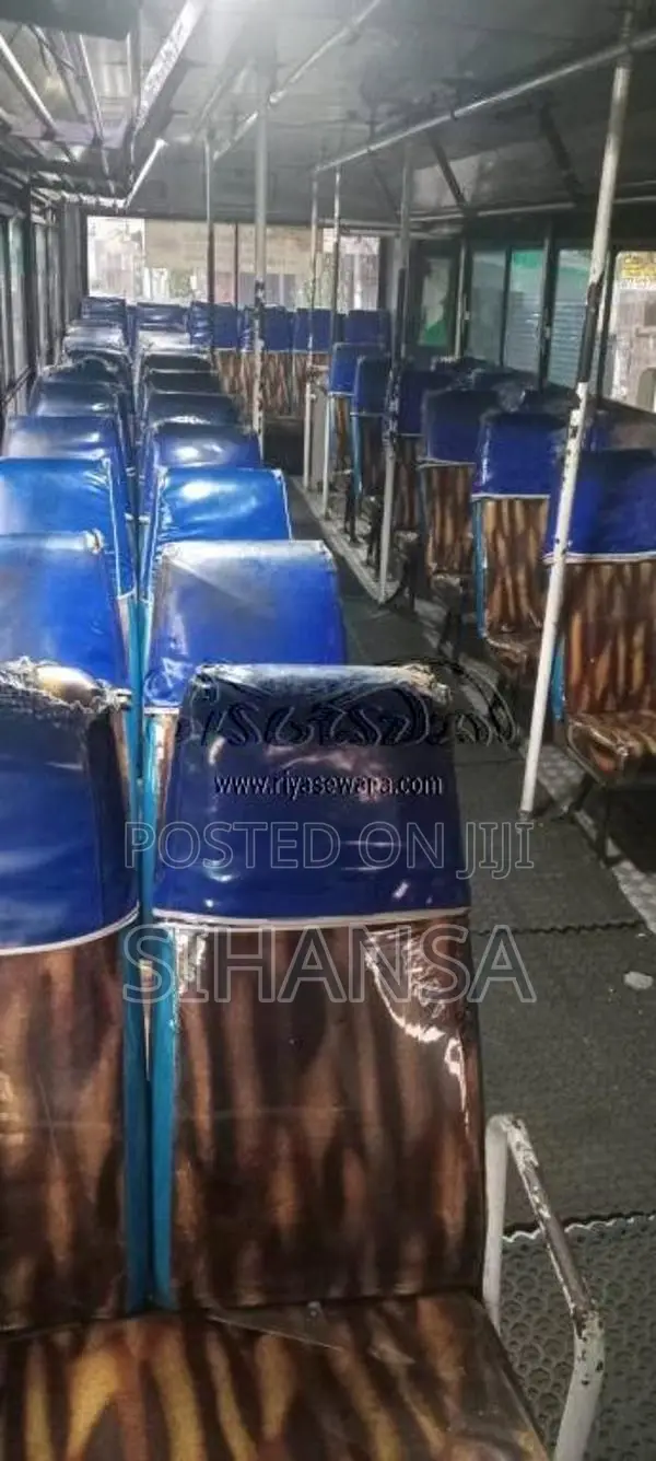 Ashok-Leyland Colombo Rider 2002 Bus (Used)